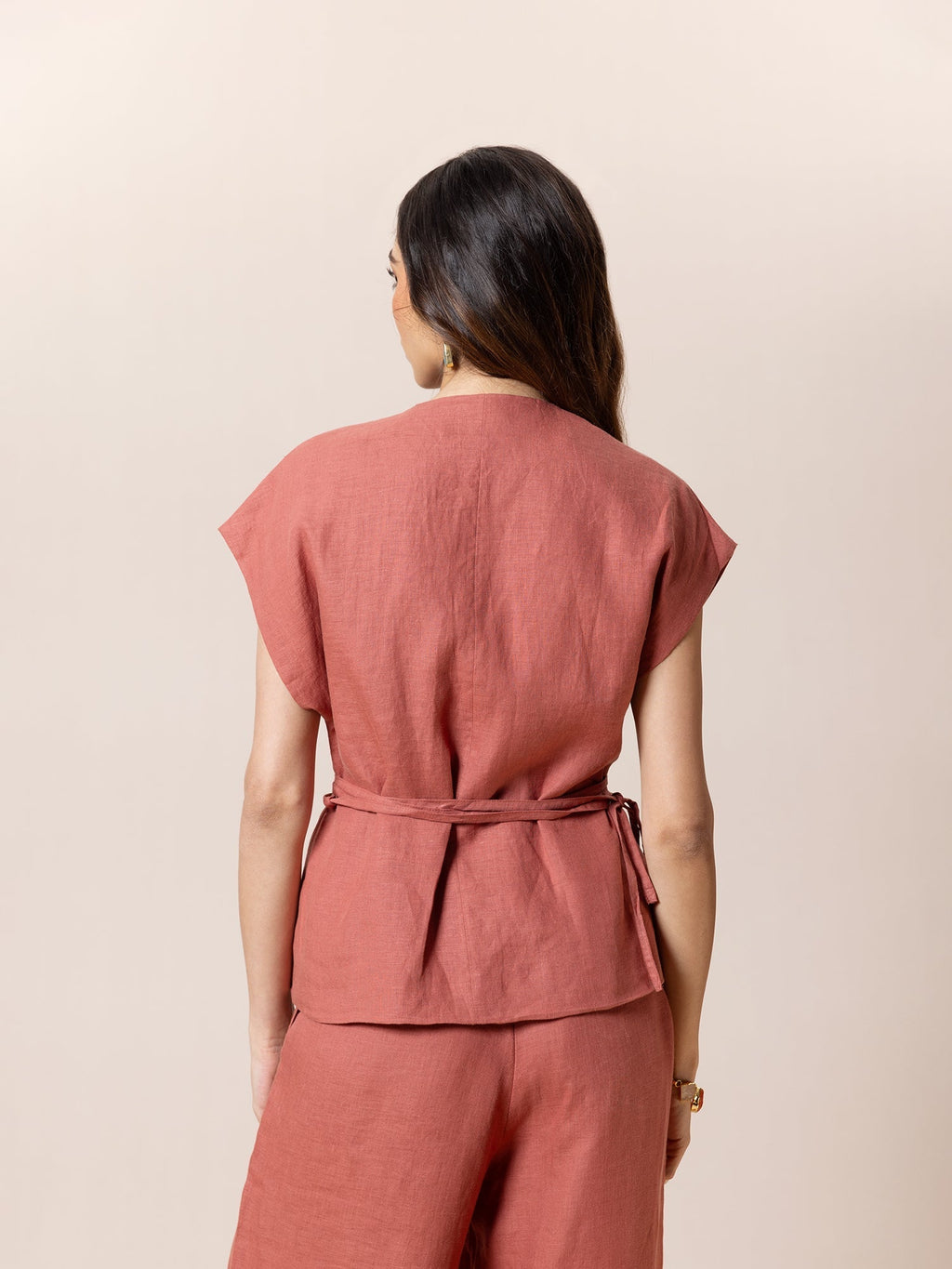 Wrap around top
