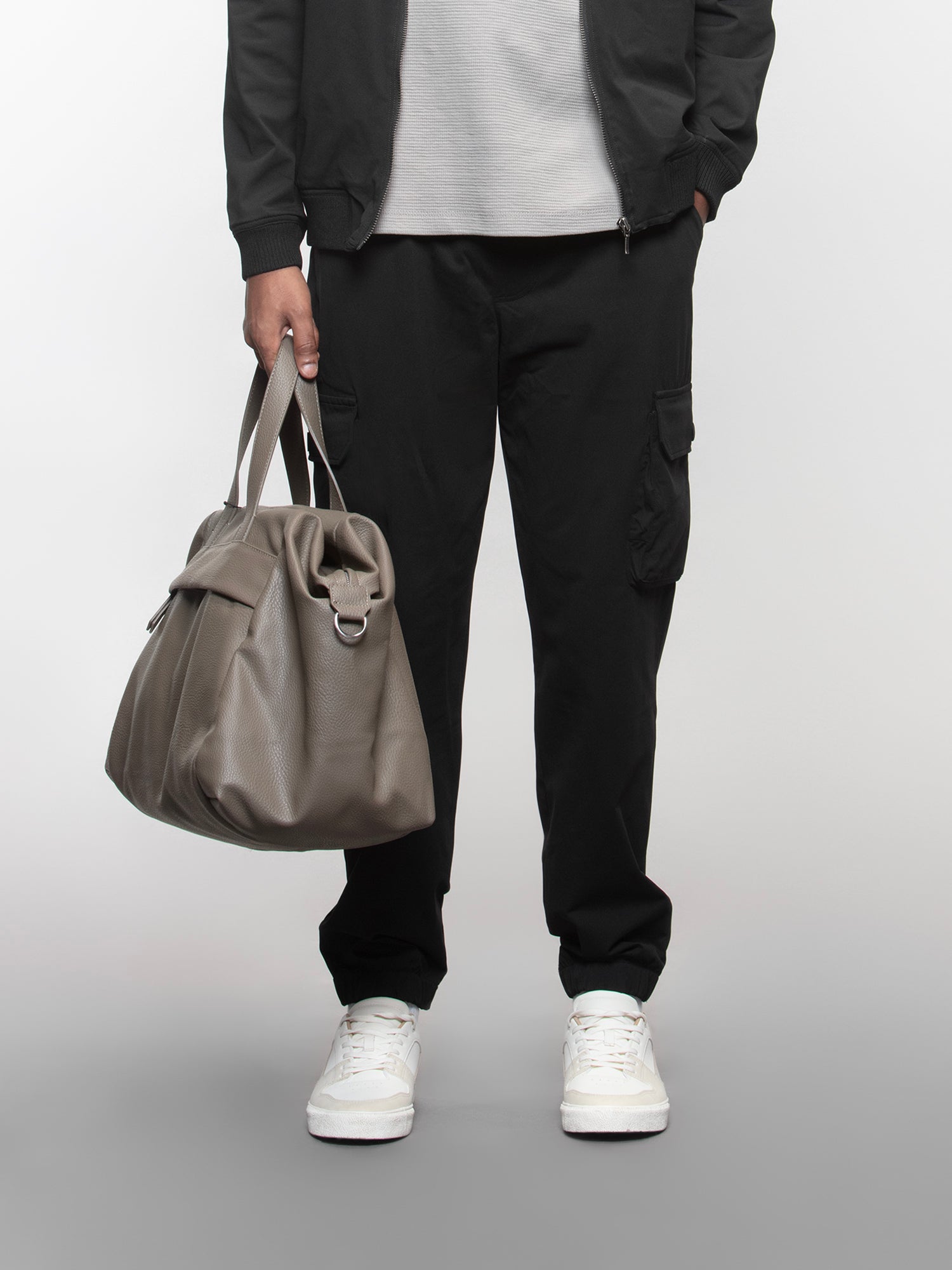 Six pocket cargo pants