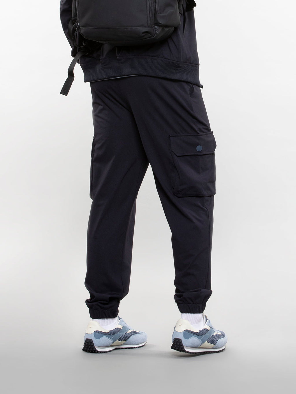 Six pocket cargo pants