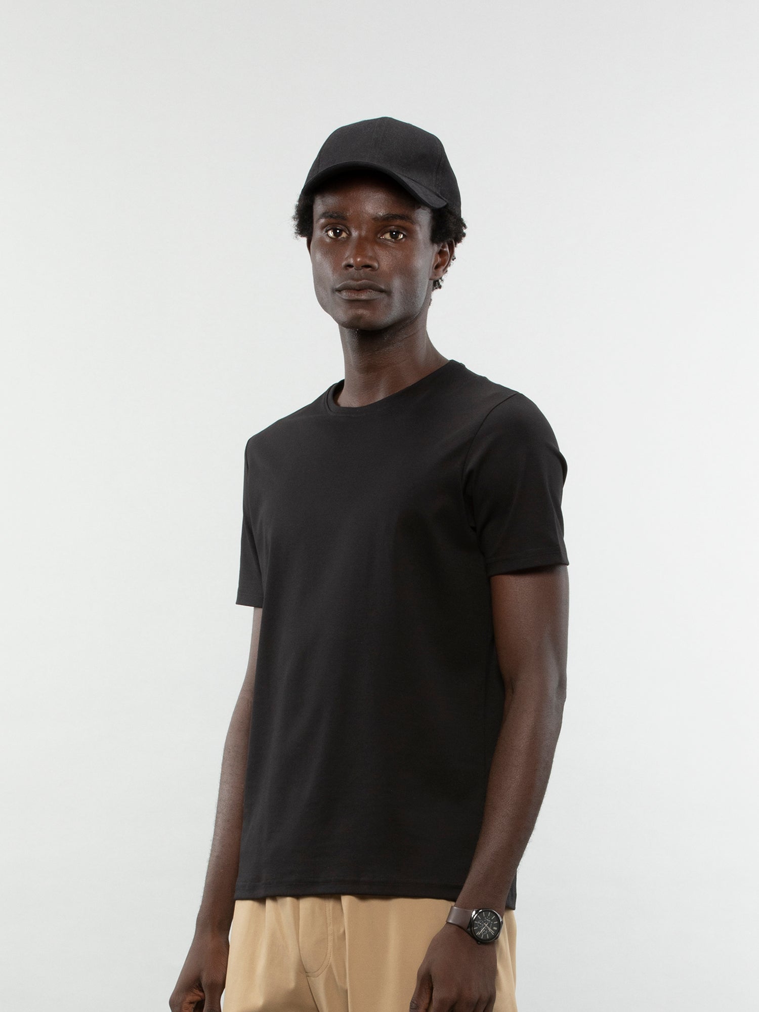 The crew neck tee