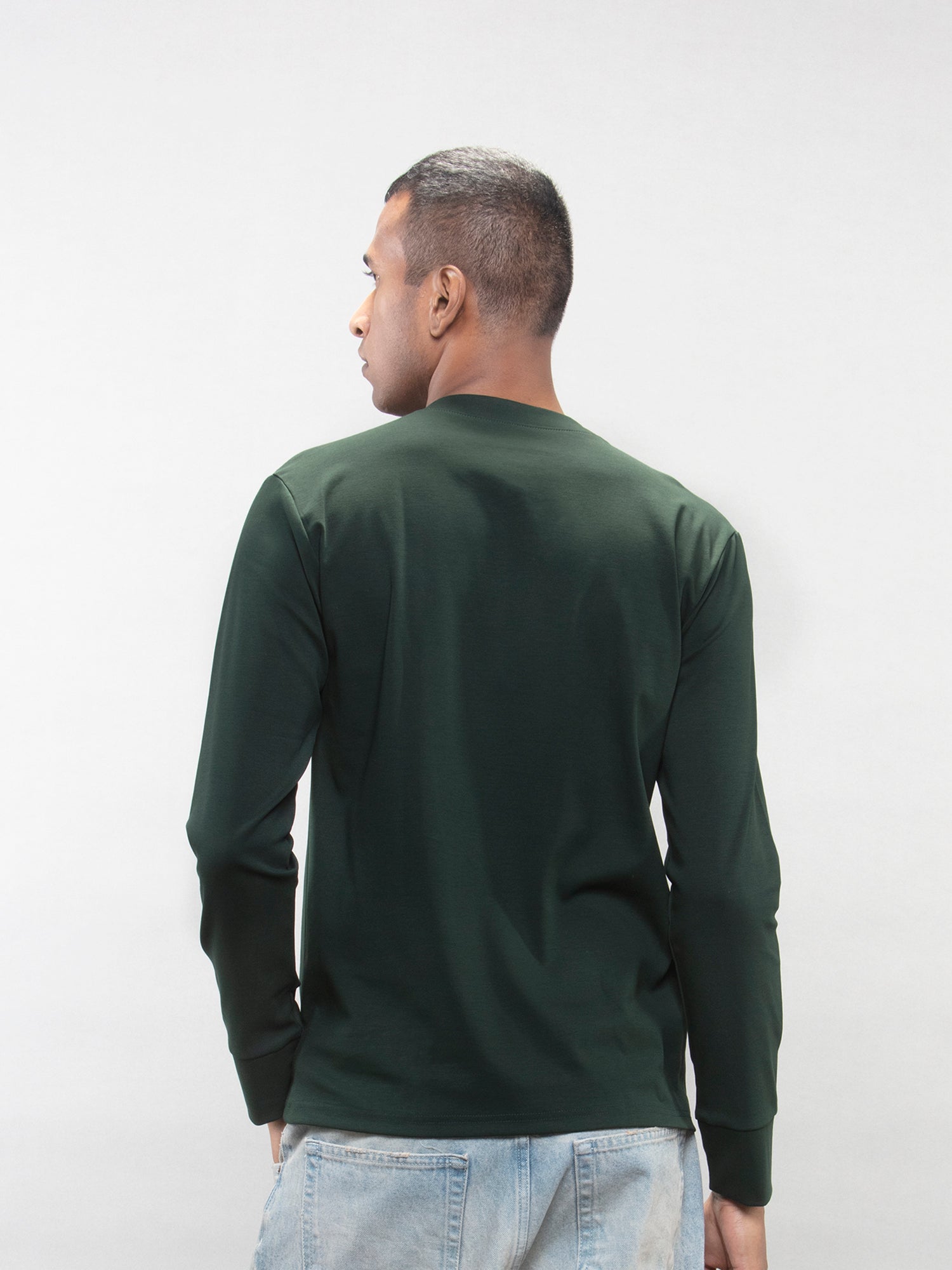 The henley tee