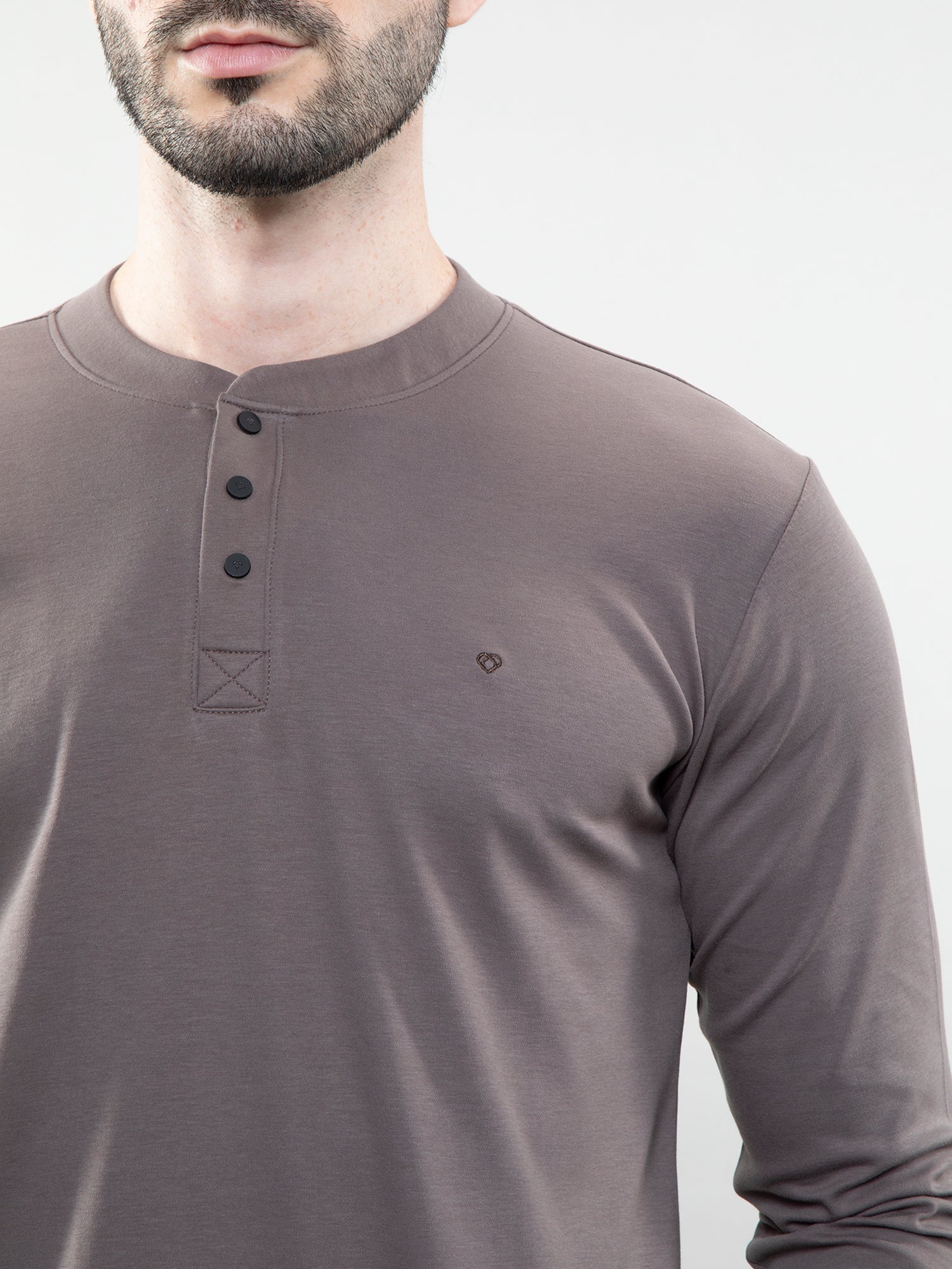 The henley tee