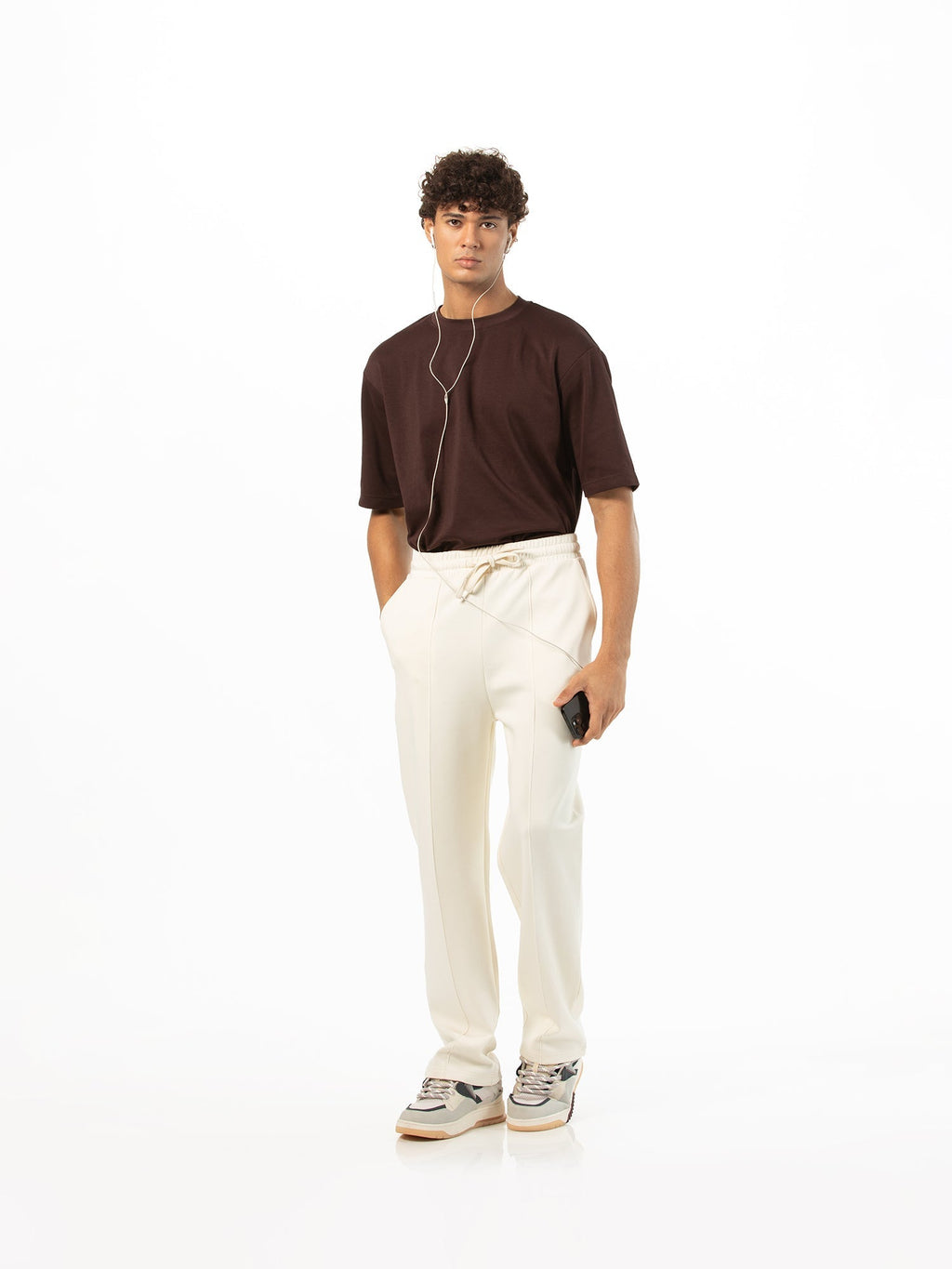 Wide-leg pants