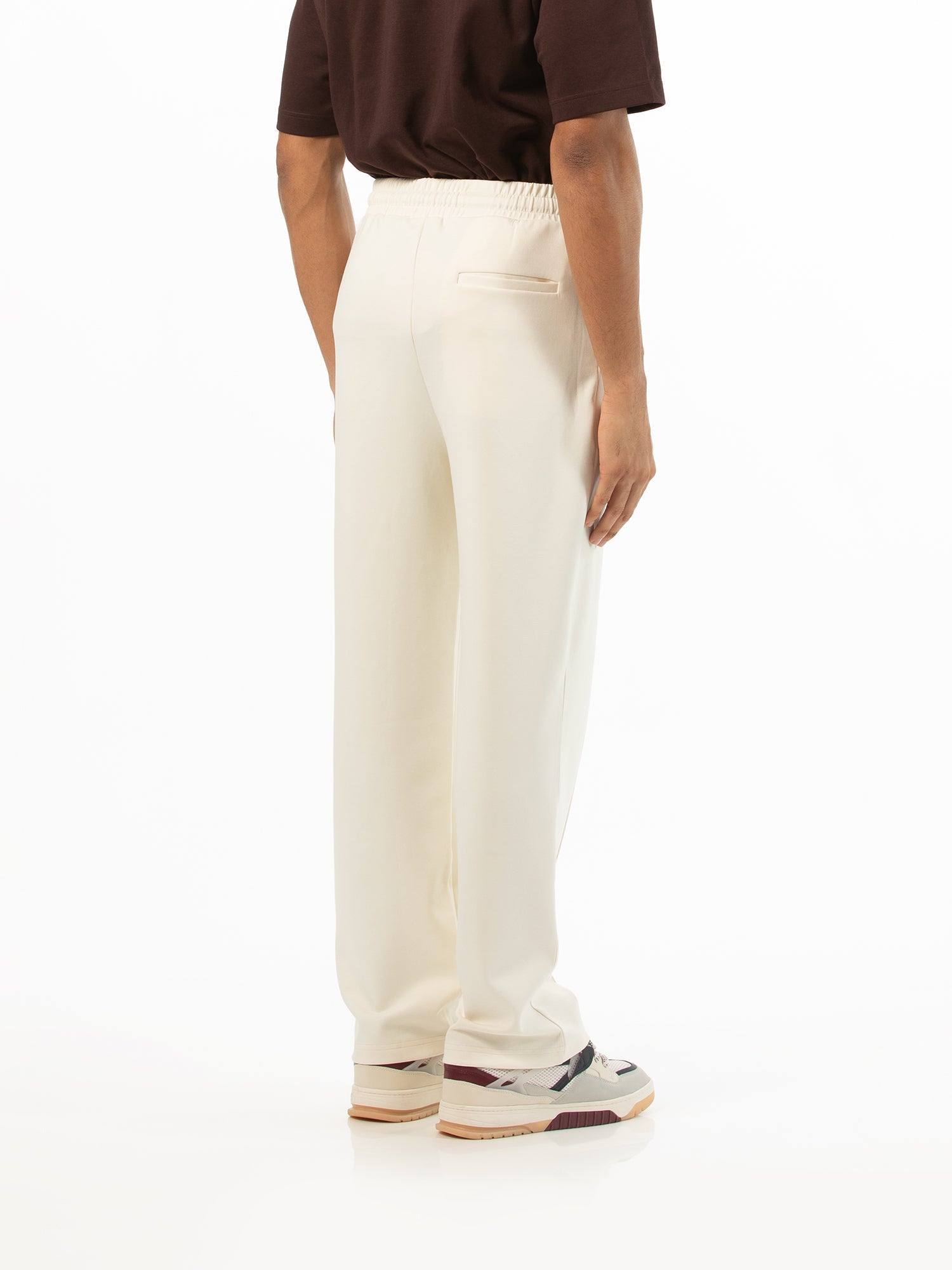 Wide-leg pants