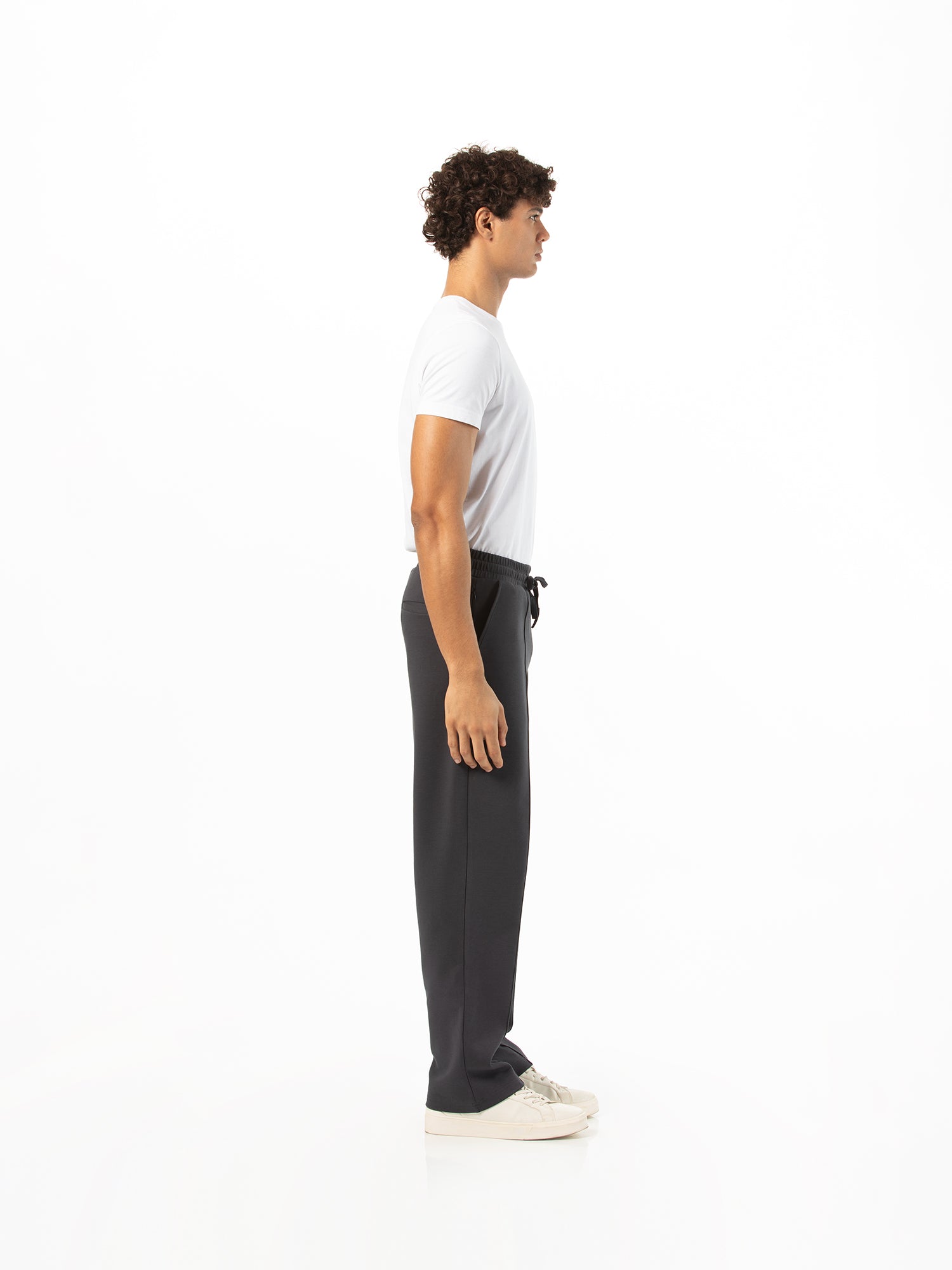 Wide-leg pants