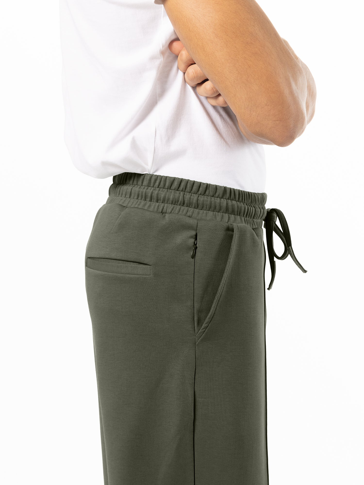 Wide-leg pants