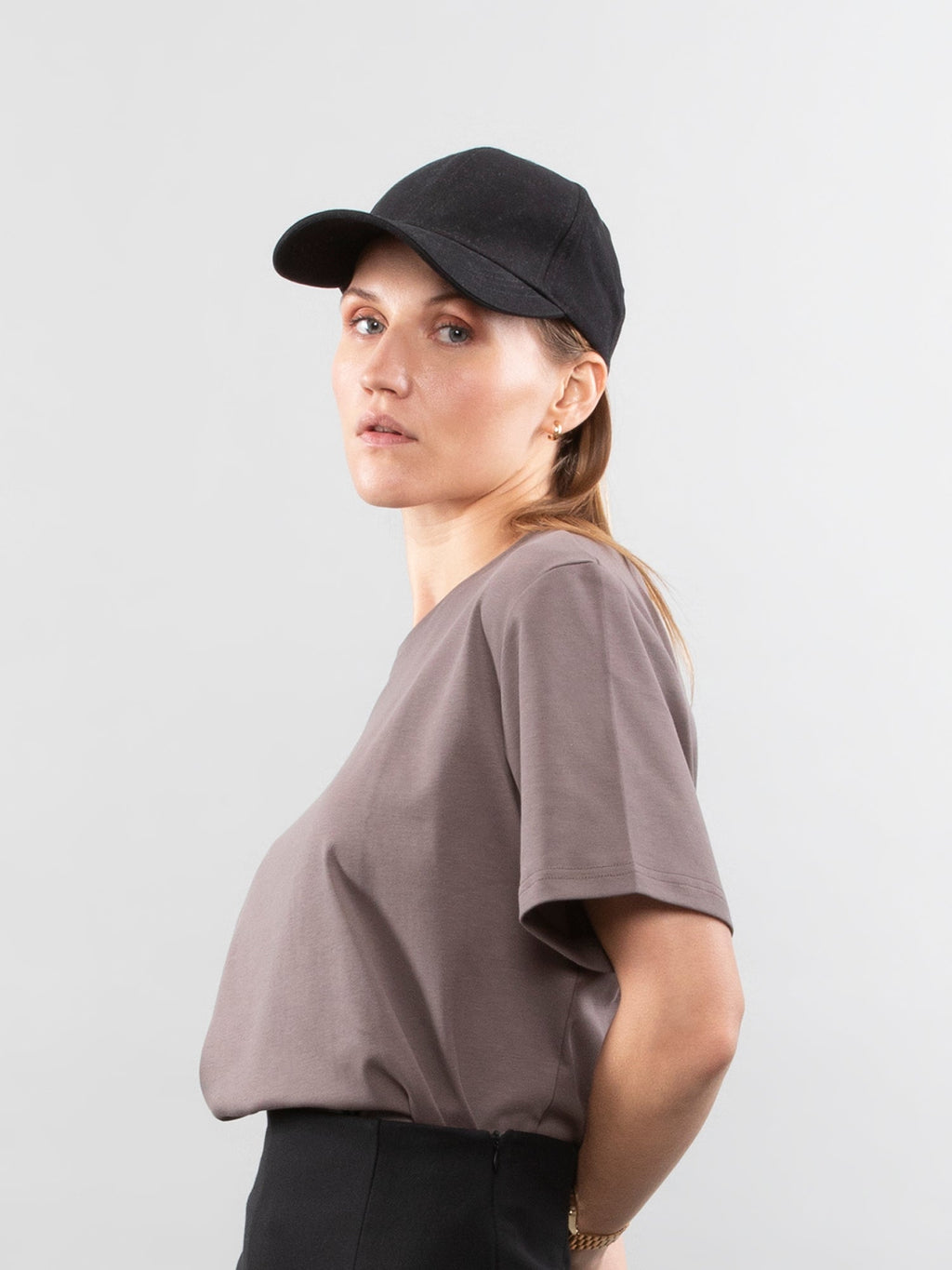 The crew neck tee