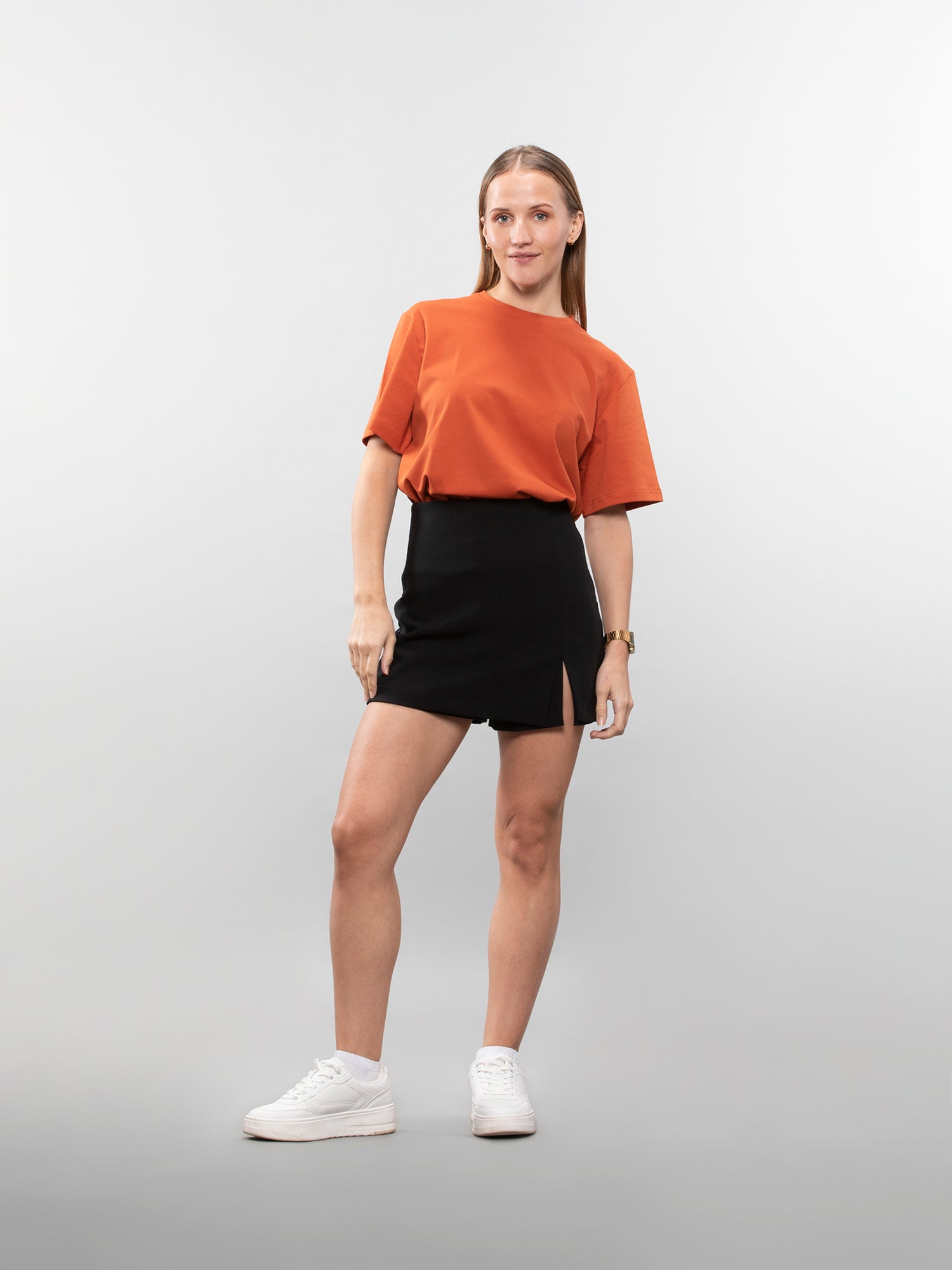 The crew neck tee