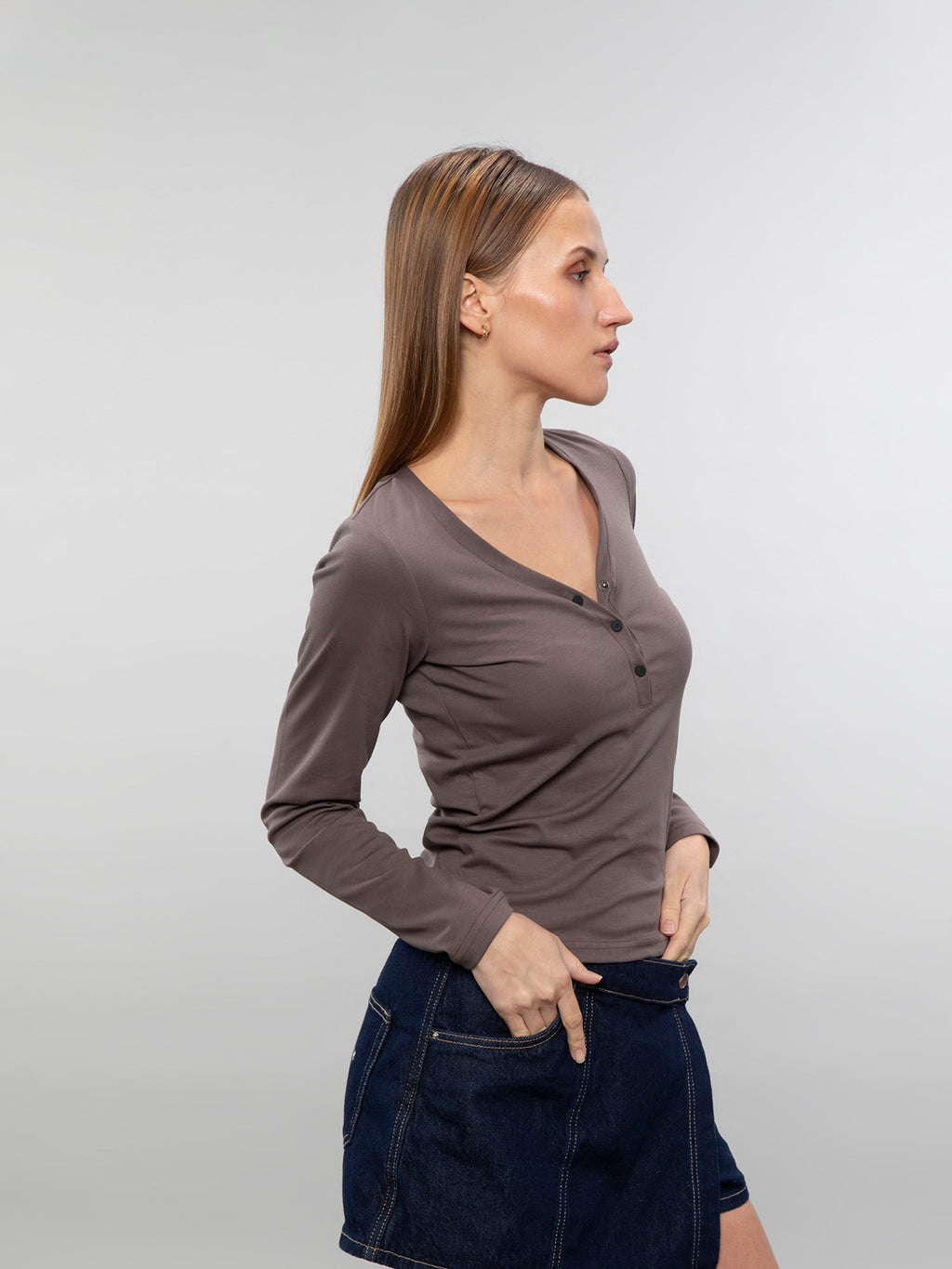The henley tee