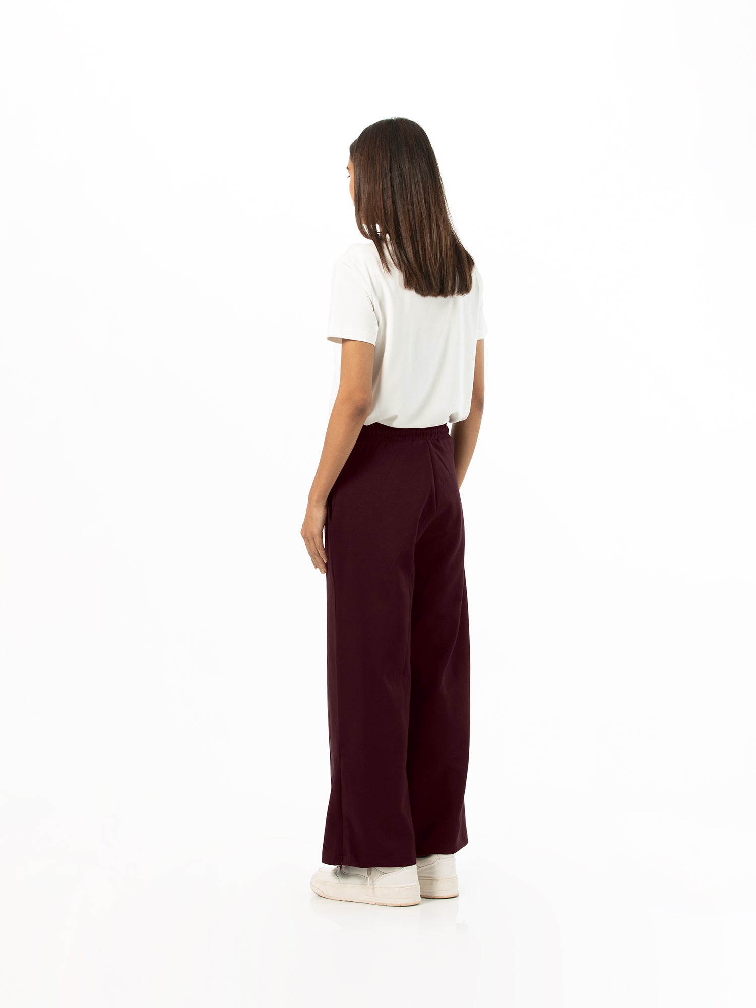 Wide-leg pants