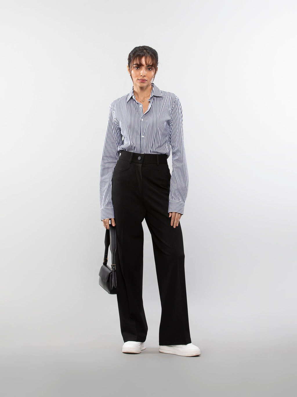 Wide-leg trouser