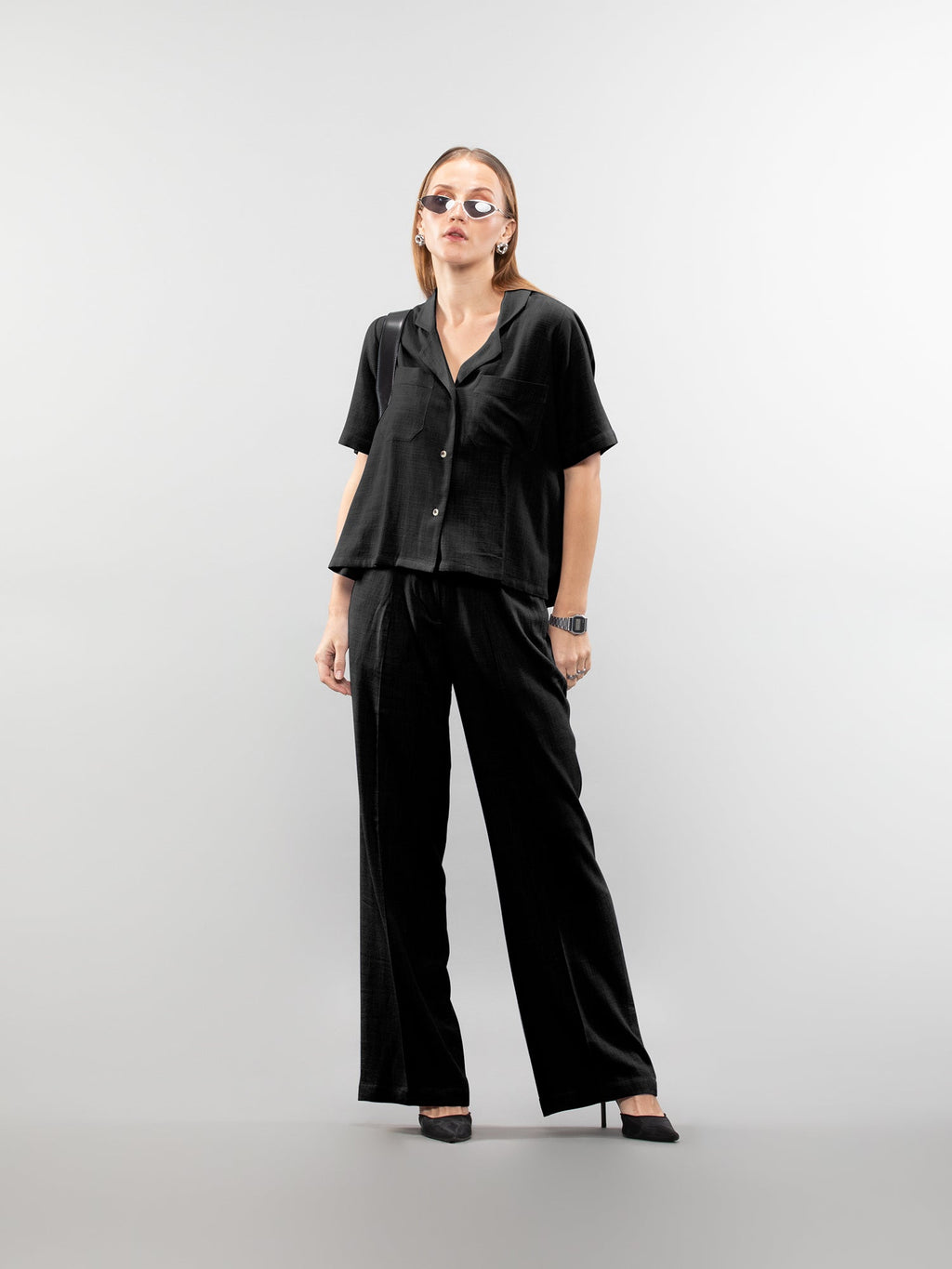 Short-sleeve relaxed shirt