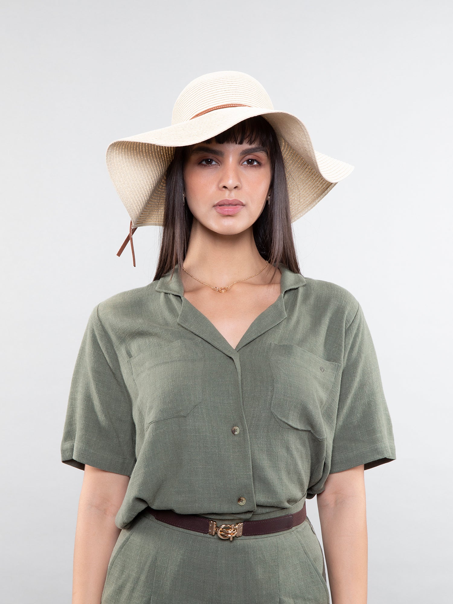 Short-sleeve relaxed shirt
